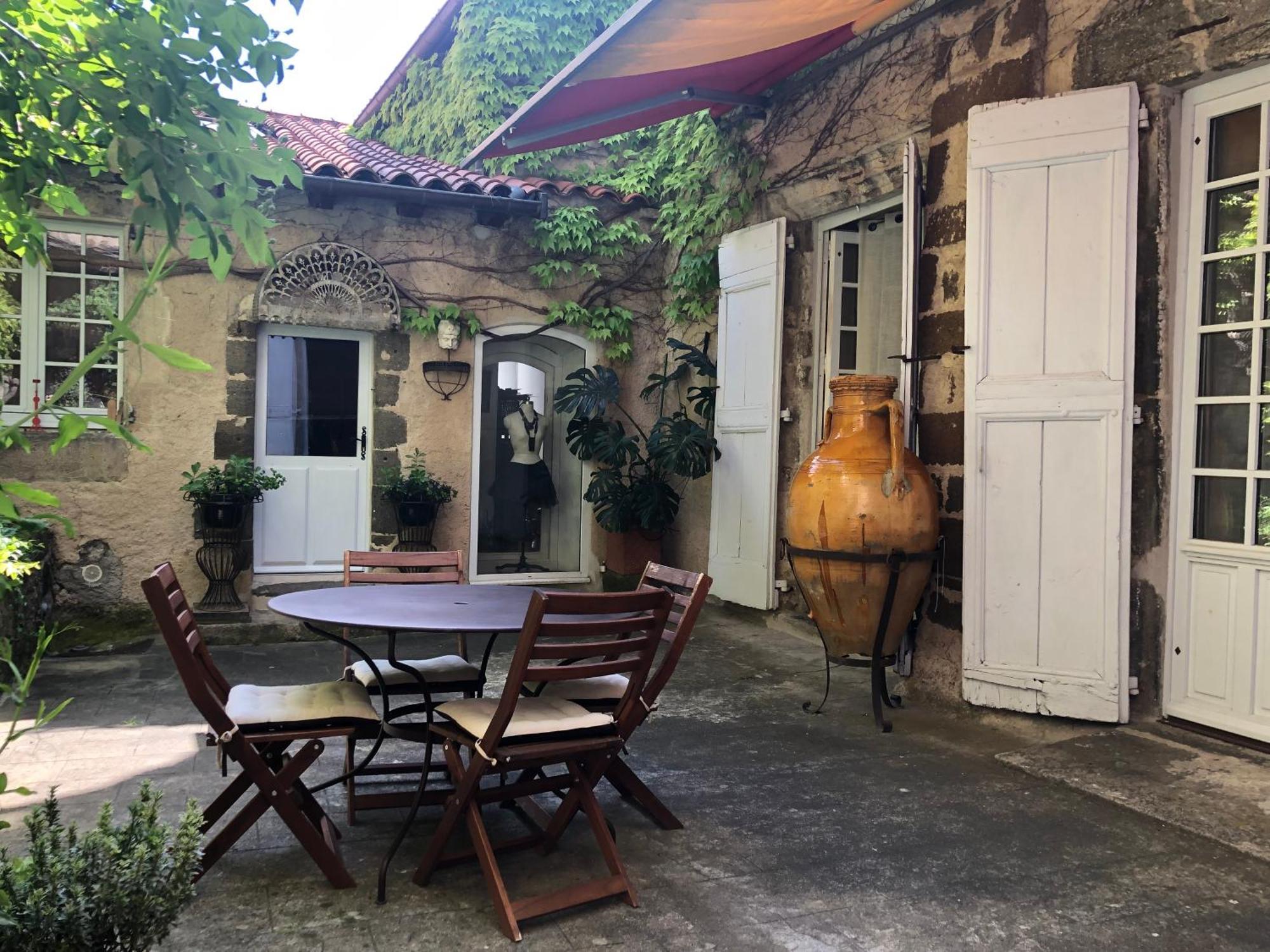 La Demeure Du Lac De Fugeres Le Puy-en-Velay Bagian luar foto